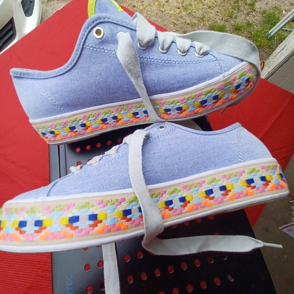 Keds Dream Foam Sneakers Women's Size 7.5 Color: blue. NEW - Picture 8 of 16